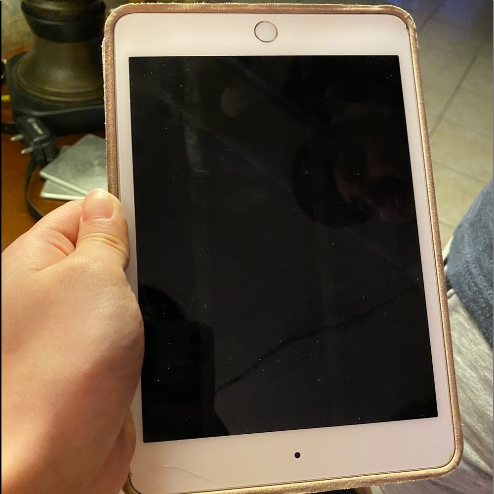 Used iPad mini 4 16GB